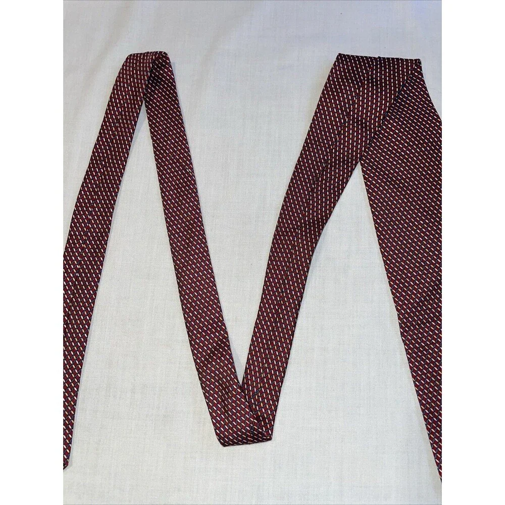 Brooks Brothers Makers Men’s Dress Tie Size 57” Red Striped Silk Business Formal